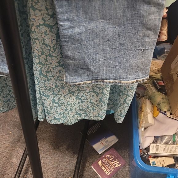 Distressed Blue Jeans - Picture 9 of 9